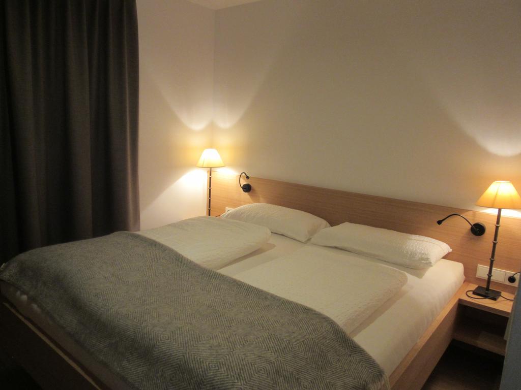 Appartements Haus Bachmann San Candido Ngoại thất bức ảnh
