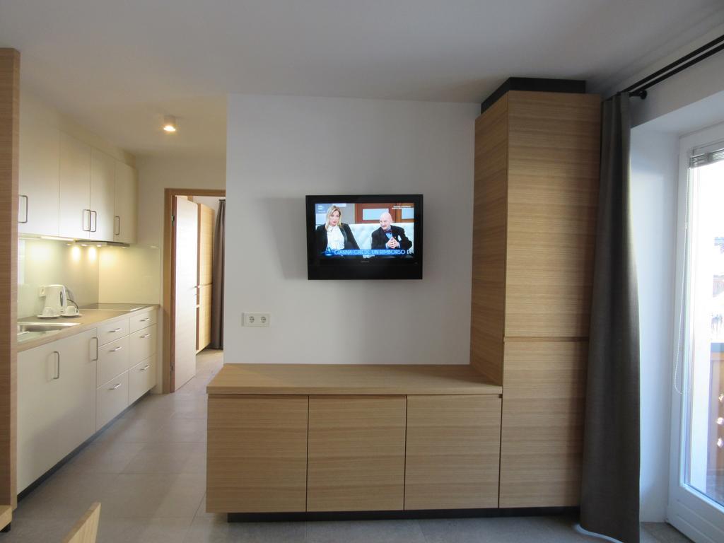 Appartements Haus Bachmann San Candido Ngoại thất bức ảnh