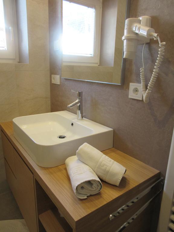 Appartements Haus Bachmann San Candido Ngoại thất bức ảnh